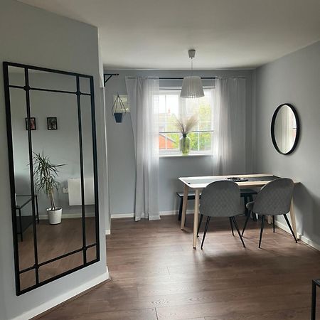 Warrington Apartment Great Sankey Esterno foto
